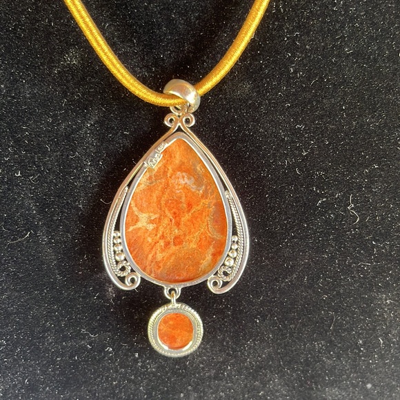 Indian Sponge Coral & Sterling Silver Pendant - Picture 3 of 4